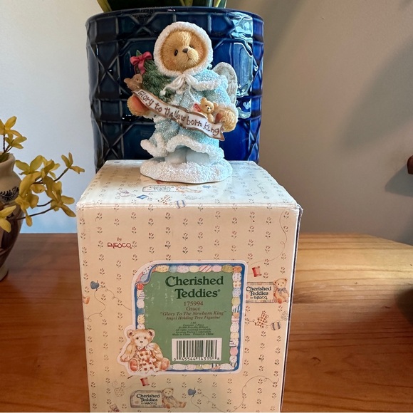 Cherished Teddies Grace “Glory to the Newborn King” Figurine 1996 - Picture 2 of 7